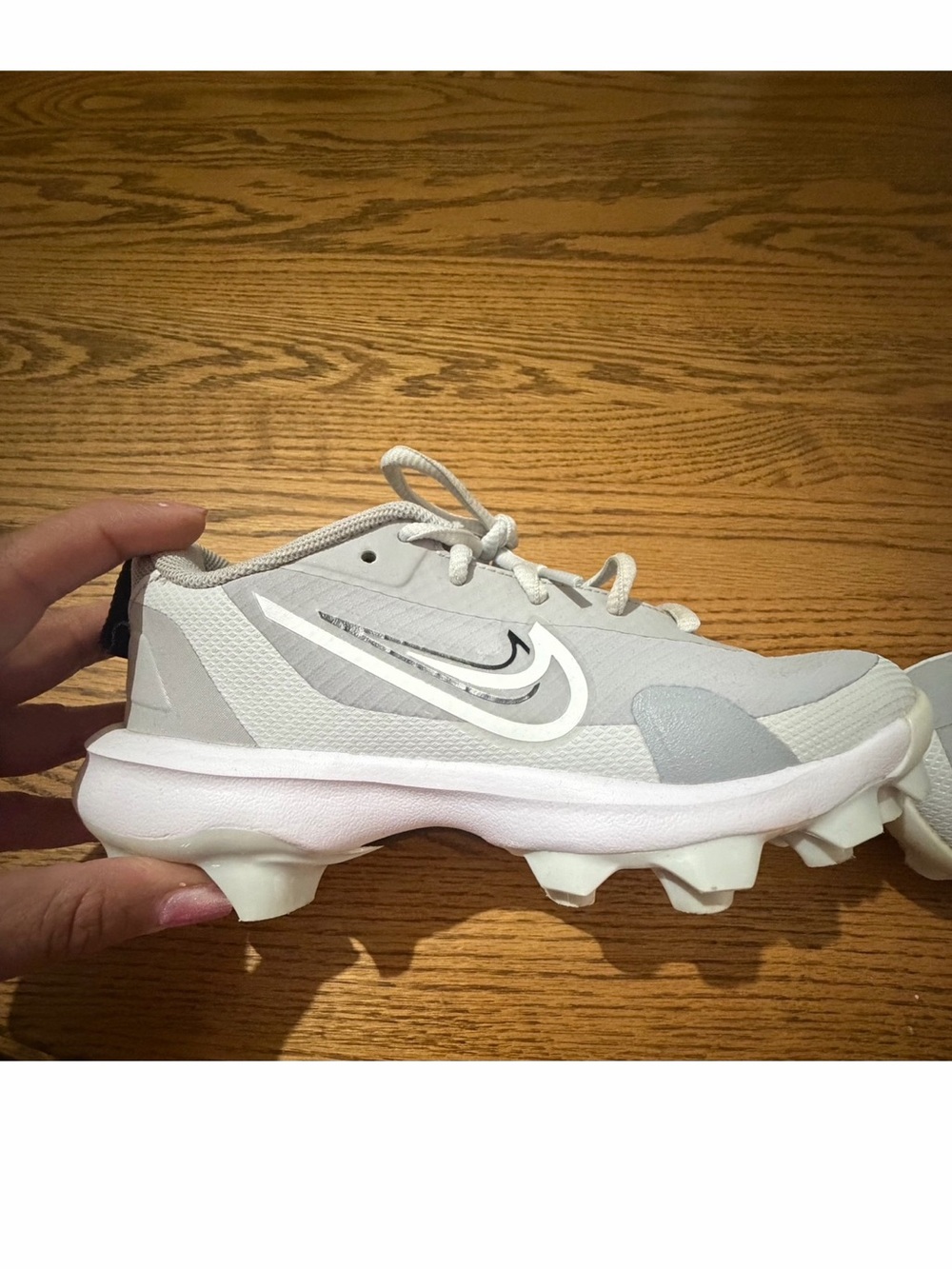 Nike Kids Force Trout 9 Pro MCS BG Gray and White Turf / Baseball Cleat Sneakers - Picture 2 of 12